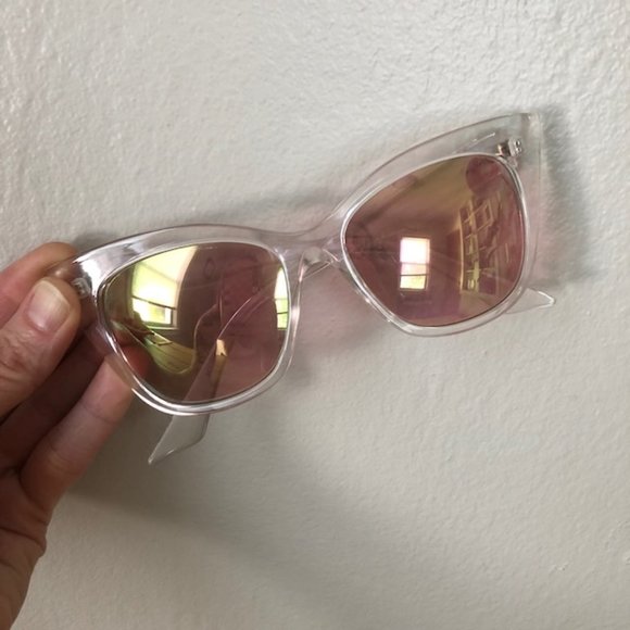 MOOREA SEAL Sunglasses - Picture 2 of 2